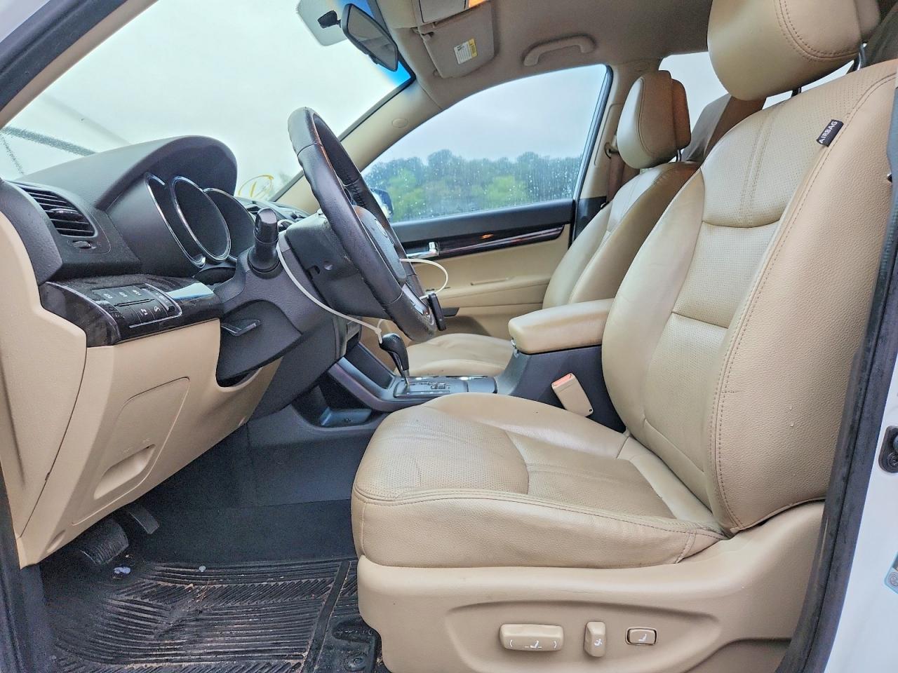 2011 KIA SORENTO — фото 7