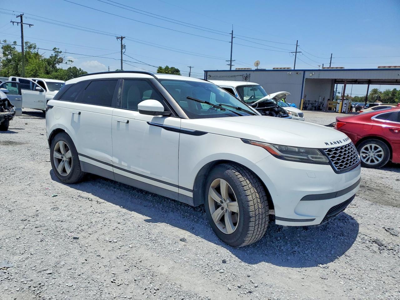 2018 LAND ROVER RANGE ROVER VELAR — фото 4