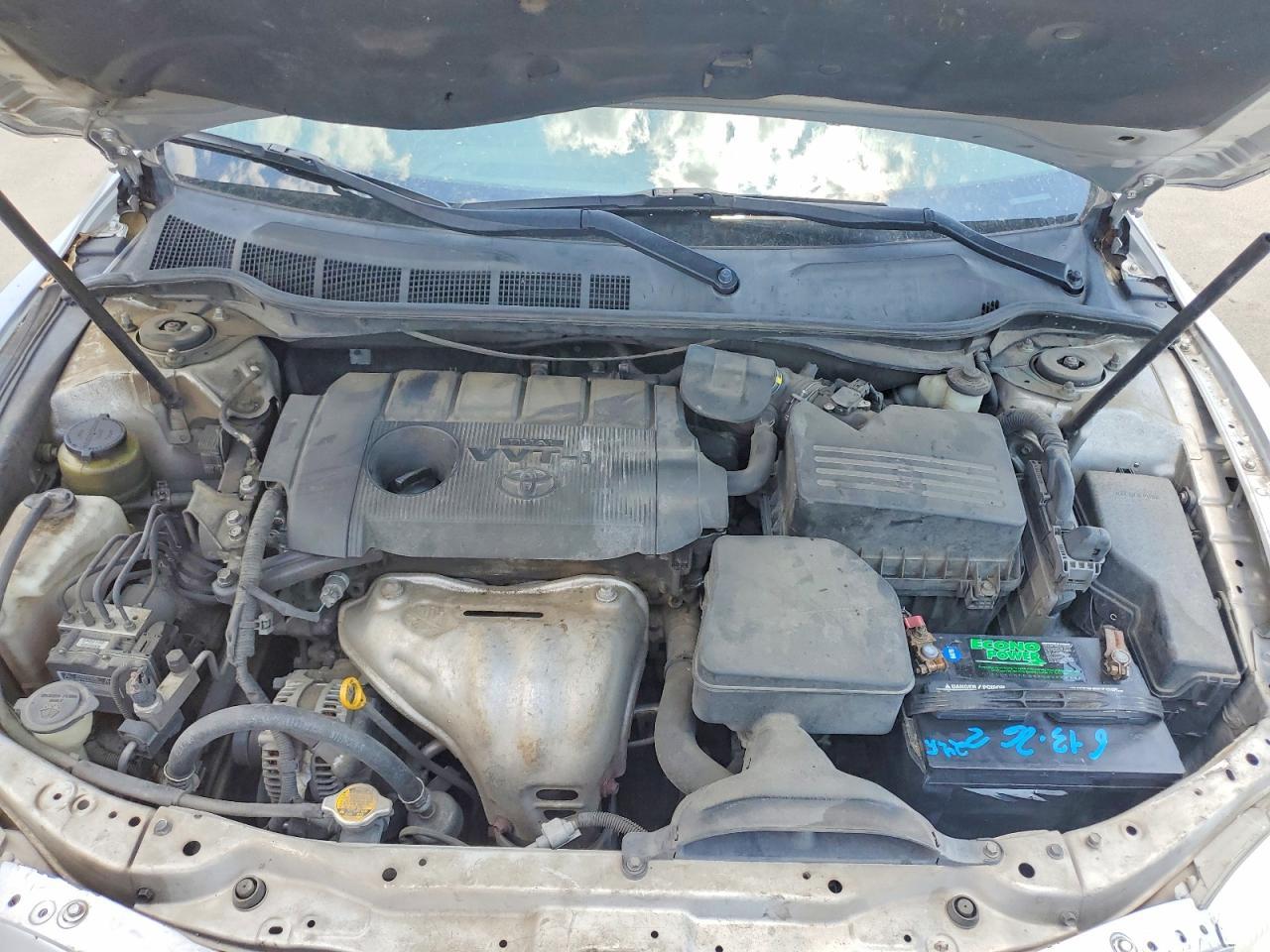 2011 TOYOTA CAMRY — фото 11