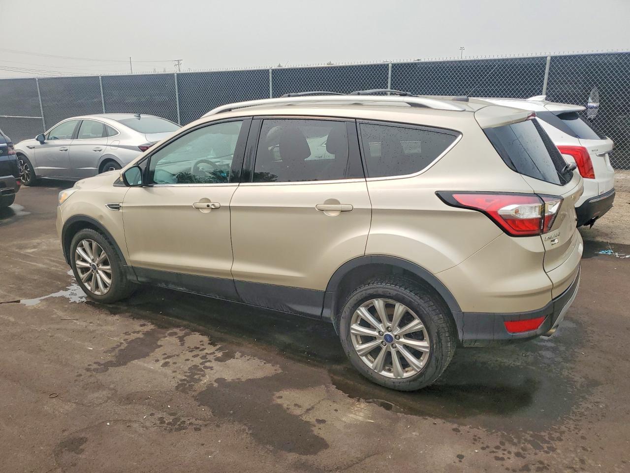2017 FORD ESCAPE — фото 2