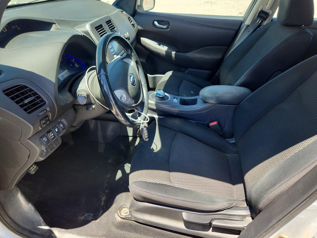 2013 NISSAN LEAF — фото 7