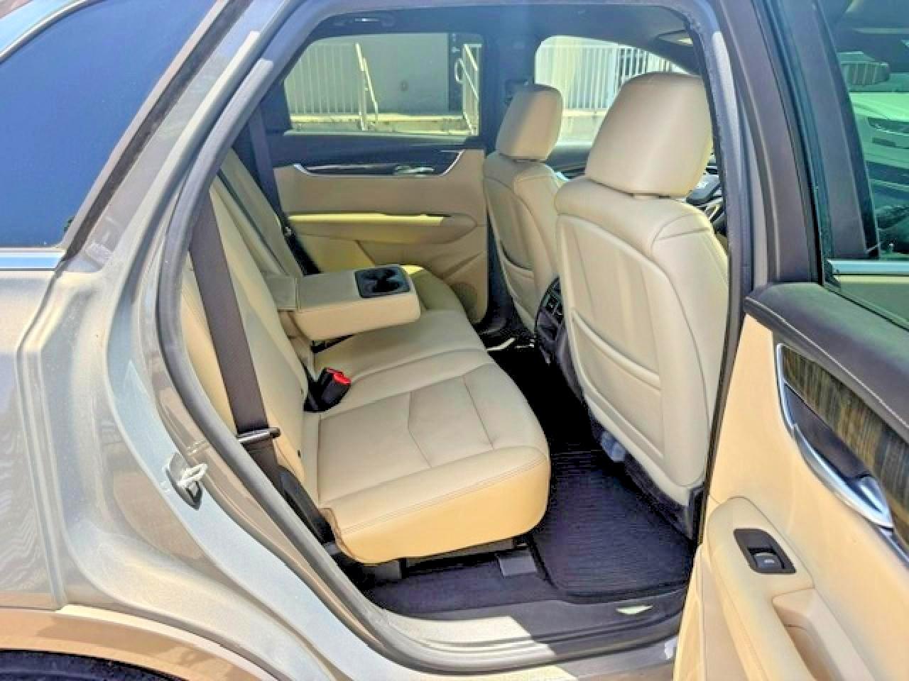 2017 CADILLAC XT5 — фото 11