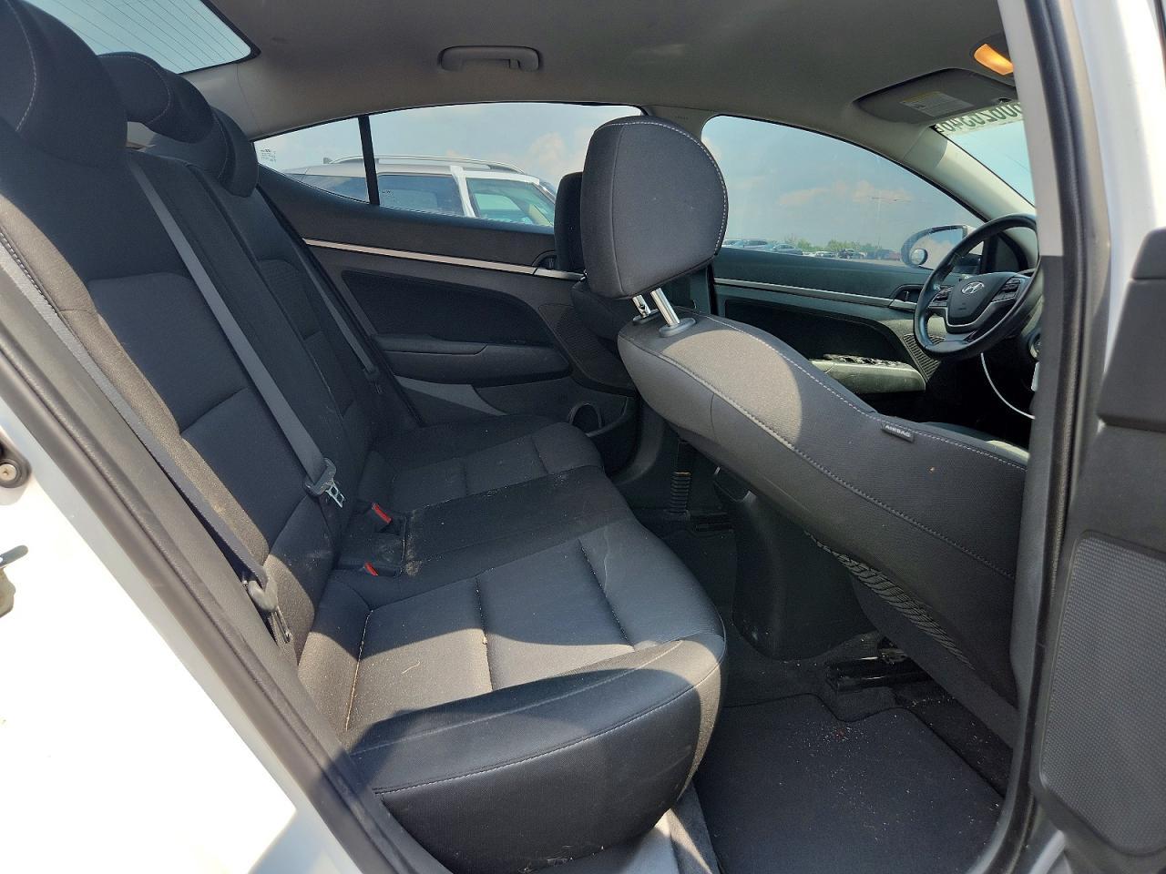 2018 HYUNDAI ELANTRA — фото 10
