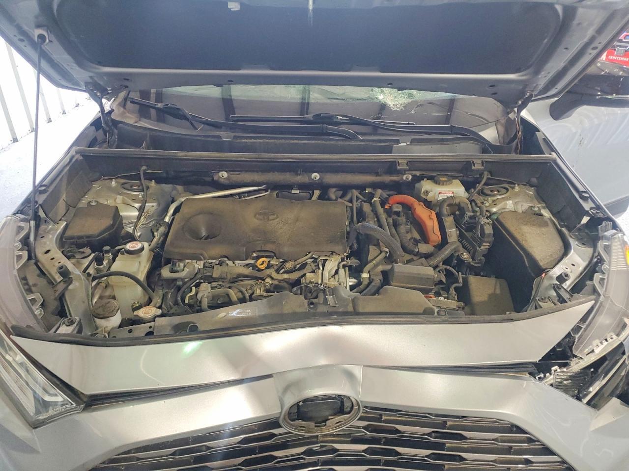 2019 TOYOTA RAV4 HYBRID — фото 12