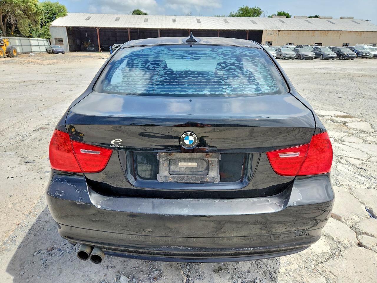2010 BMW 3 SERIES — фото 6