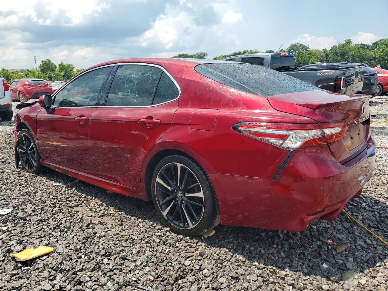 2018 TOYOTA CAMRY — фото 2