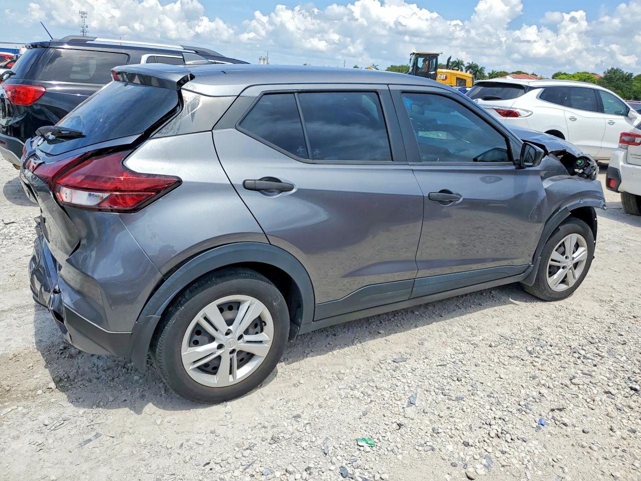 2024 NISSAN KICKS — фото 3