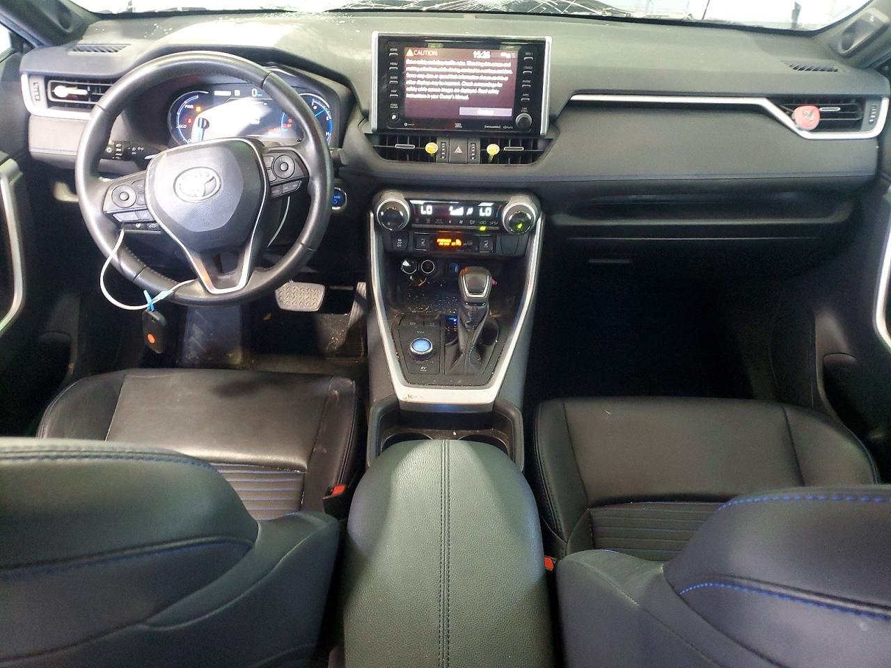 2019 TOYOTA RAV4 HYBRID — фото 8