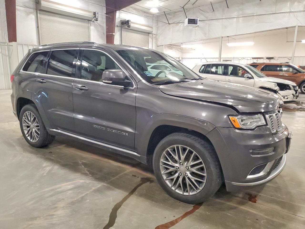 2017 JEEP GRAND CHEROKEE — фото 4