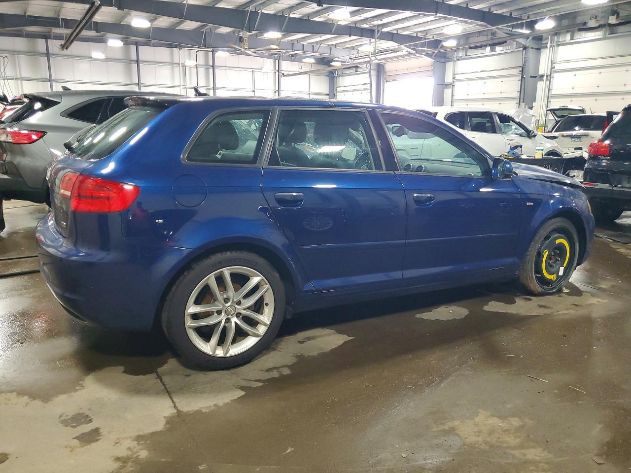 2012 AUDI A3 — фото 3