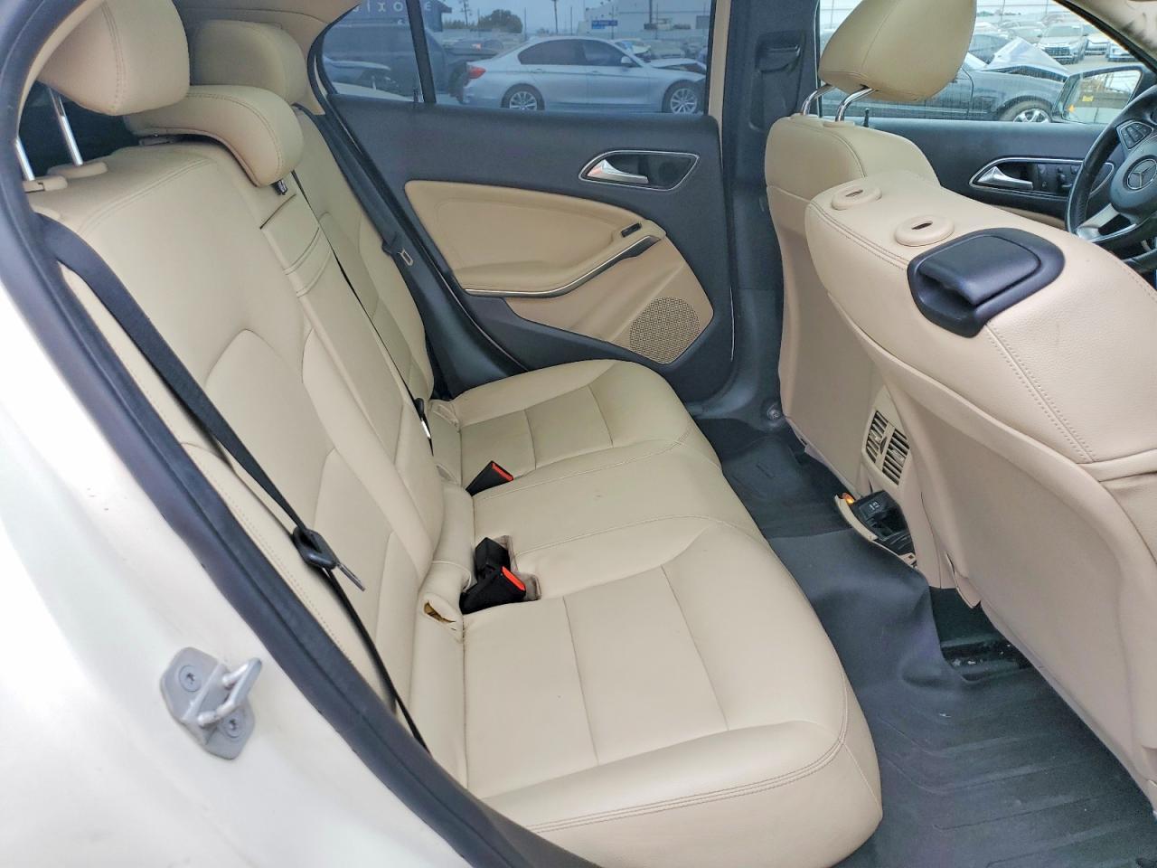 2016 MERCEDES-BENZ GLA-CLASS — фото 11