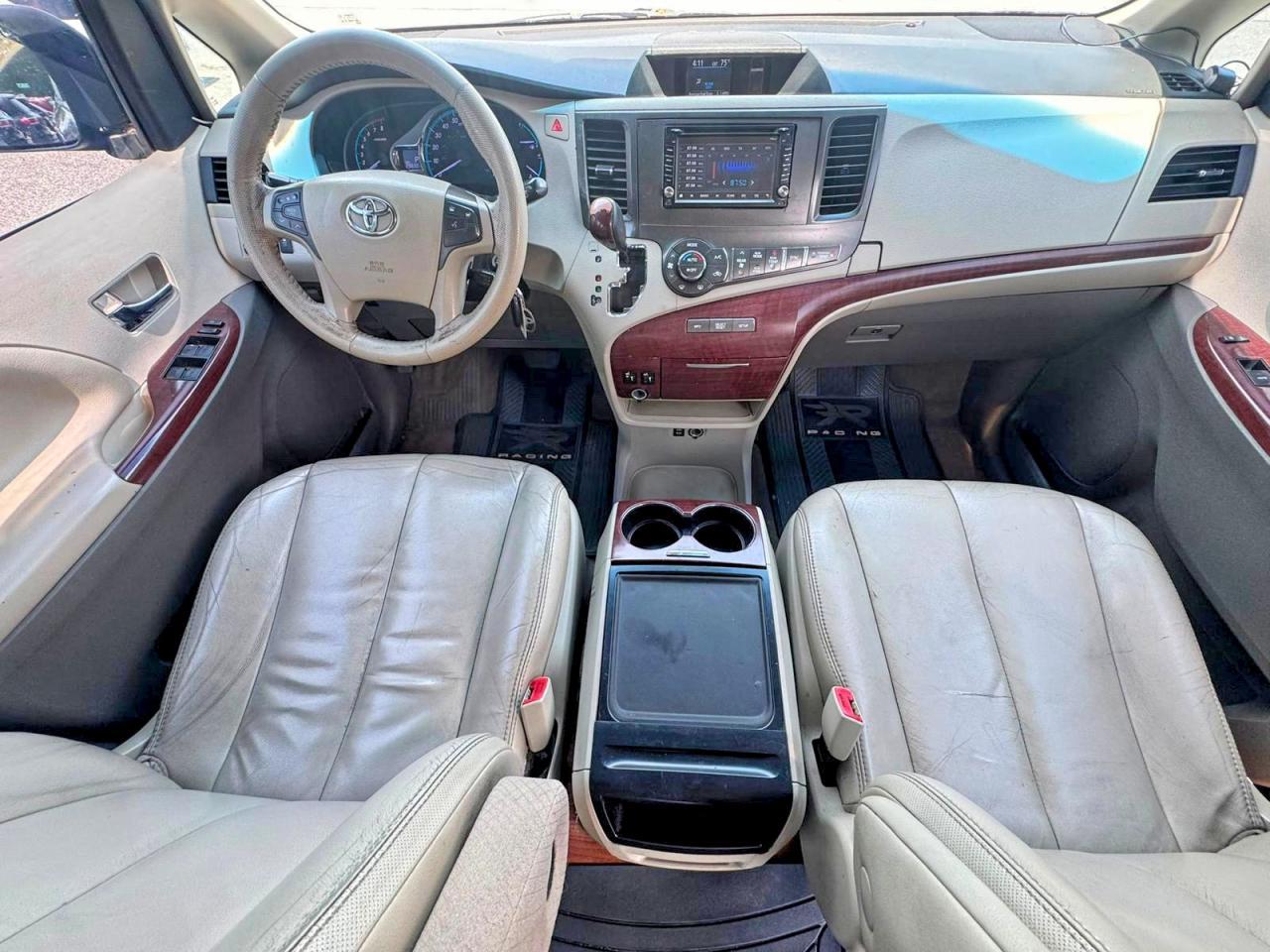 2014 TOYOTA SIENNA — фото 9