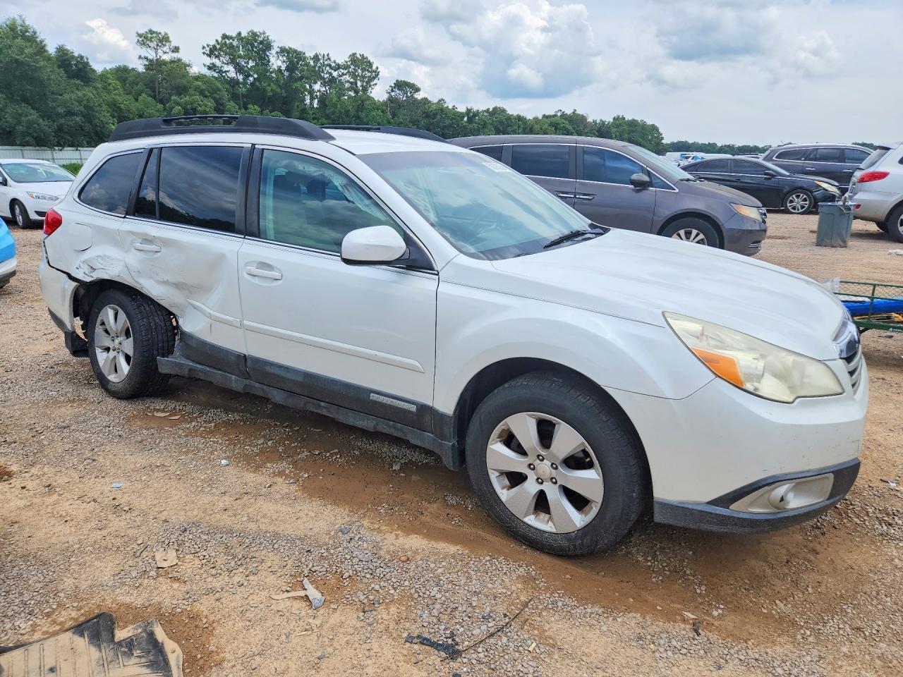 2011 SUBARU OUTBACK — фото 4