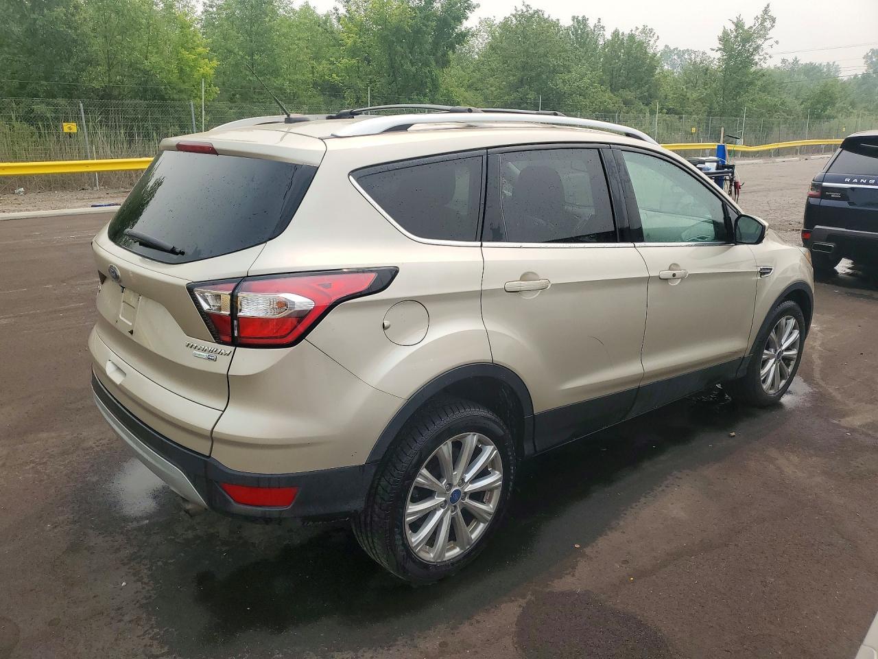 2017 FORD ESCAPE — фото 3