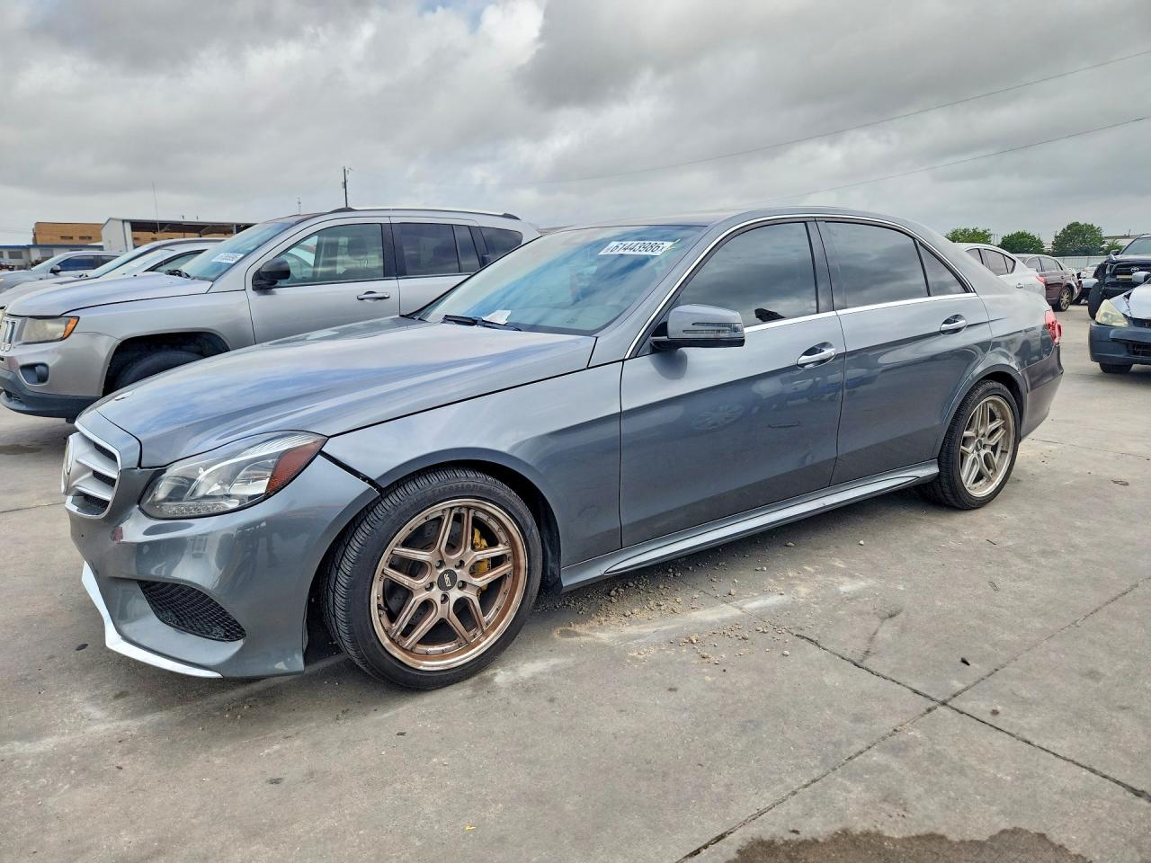 2016 MERCEDES-BENZ E-CLASS — фото 1