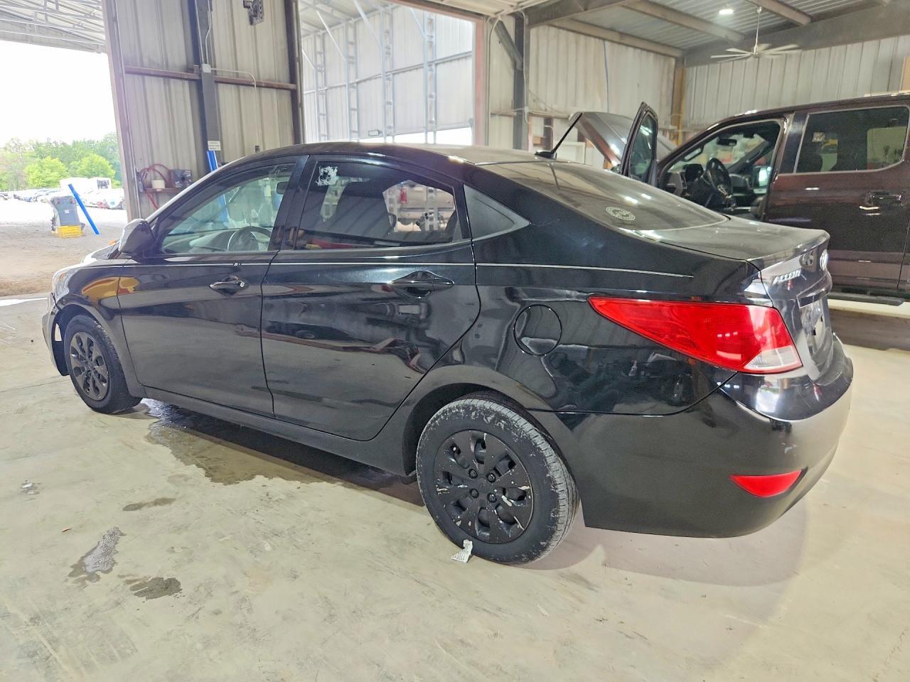 2017 HYUNDAI ACCENT — фото 2