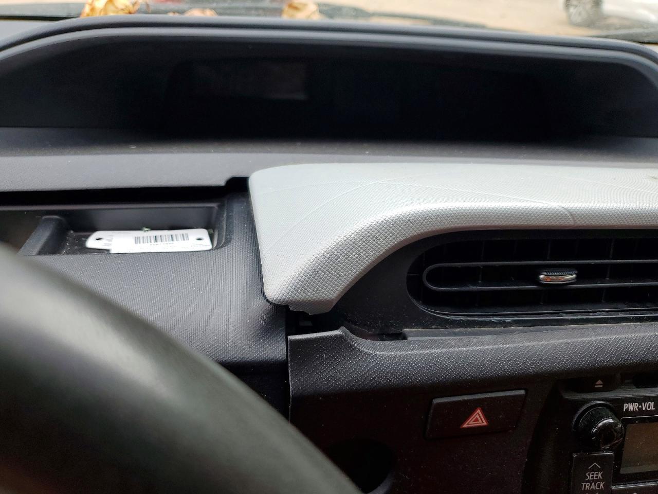 2012 TOYOTA PRIUS — фото 9