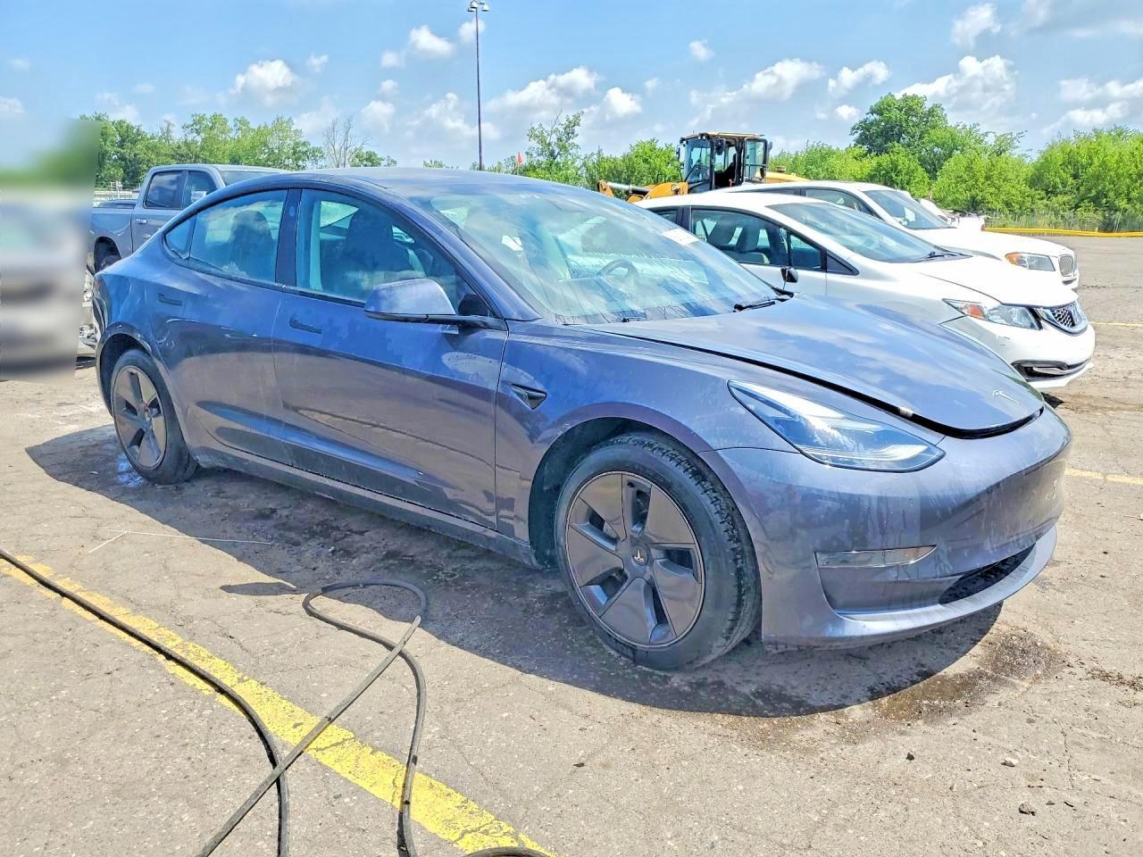 2023 TESLA MODEL 3 — фото 4