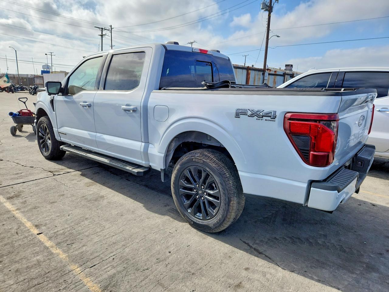 2025 FORD F-150 — фото 2