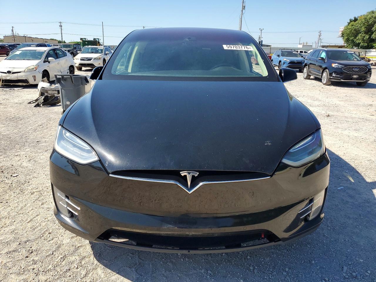 2016 TESLA MODEL X — фото 5