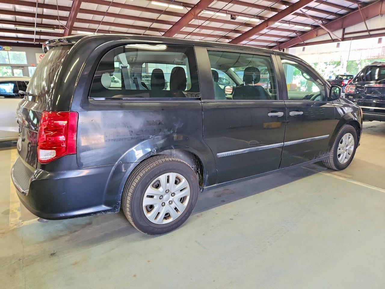 2015 DODGE GRAND CARAVAN — фото 3