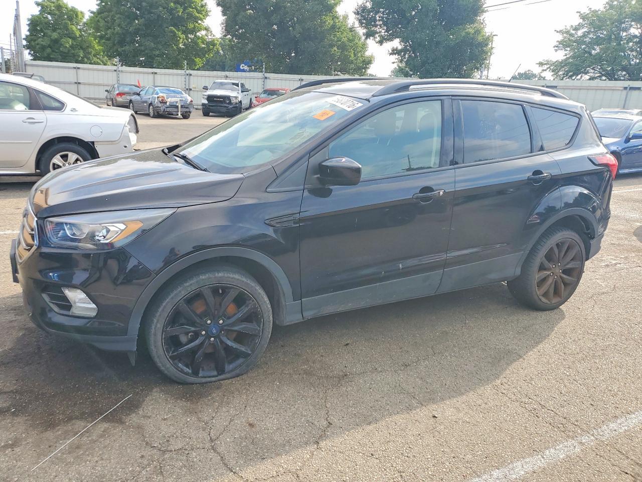 2019 FORD ESCAPE — фото 1