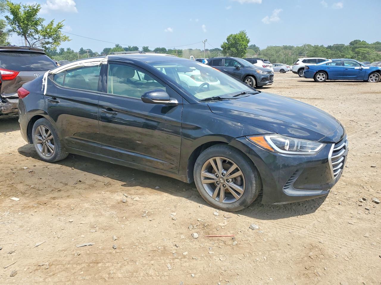 2017 HYUNDAI ELANTRA — фото 4