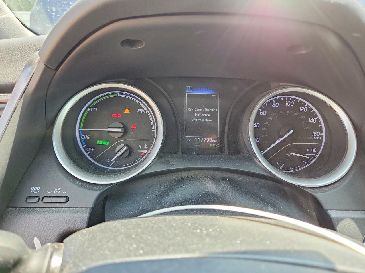 2021 TOYOTA CAMRY HYBRID — фото 9