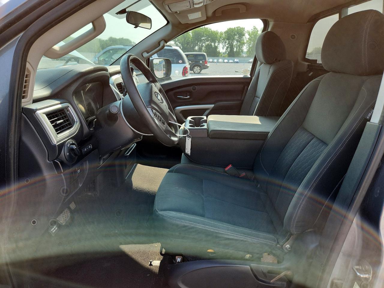 2017 NISSAN TITAN — фото 7