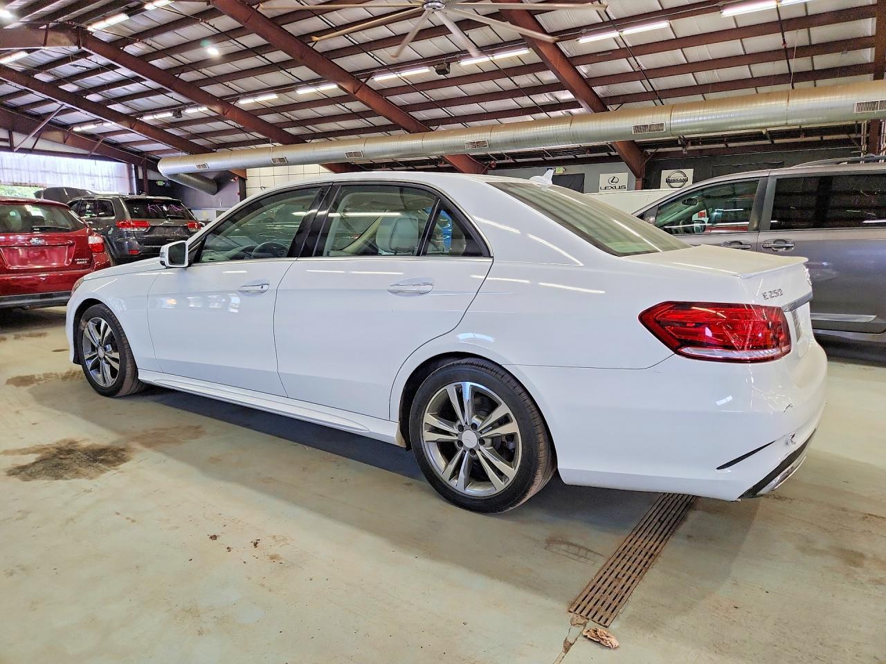 2014 MERCEDES-BENZ E-CLASS — фото 2