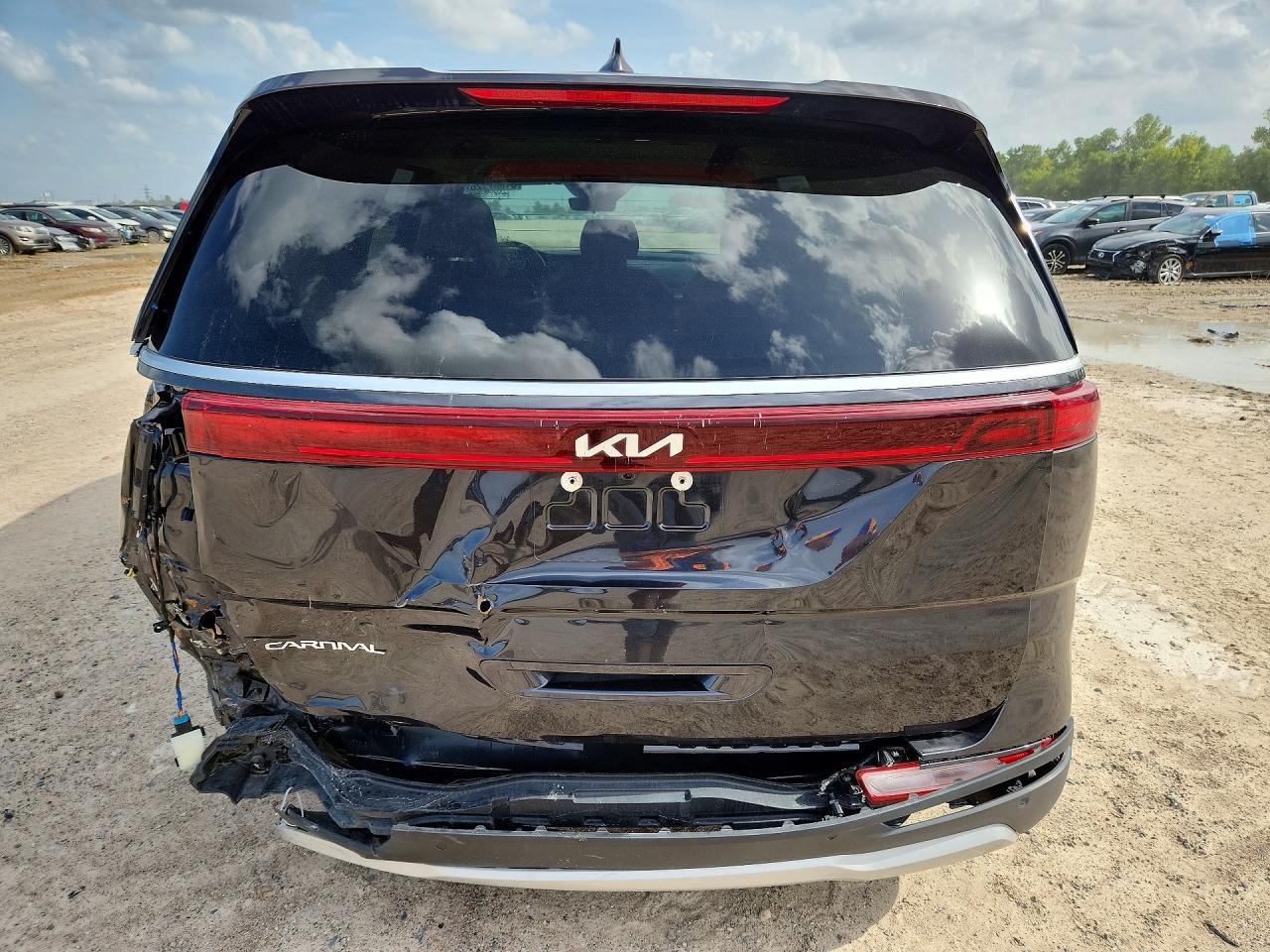 2024 KIA CARNIVAL — фото 6