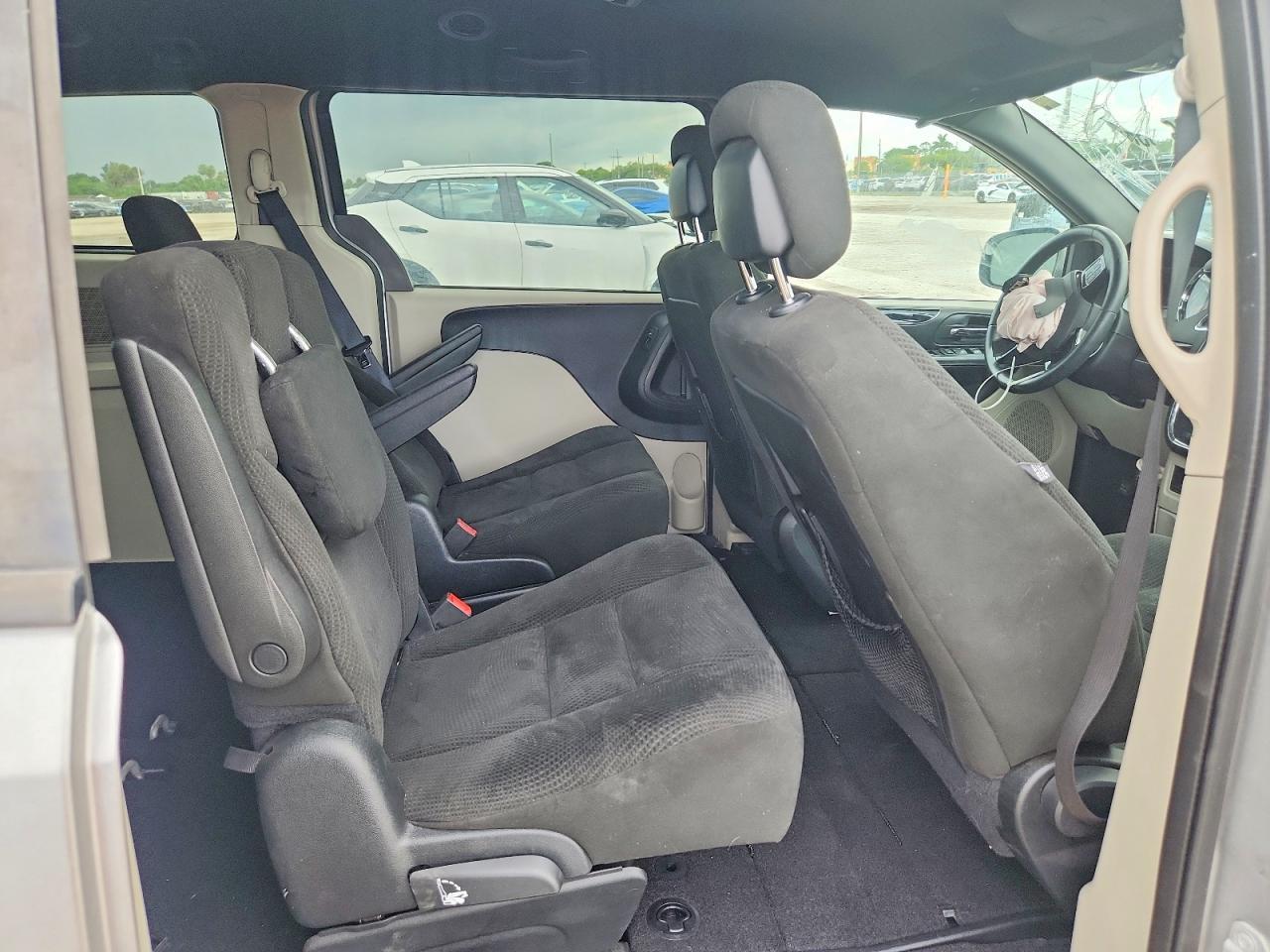 2017 DODGE GRAND CARAVAN — фото 11
