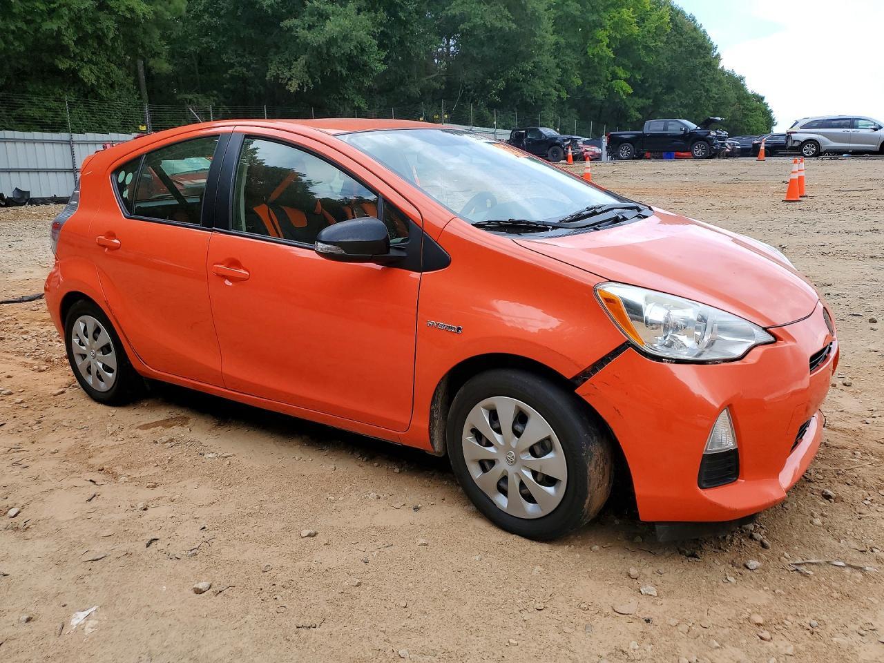 2012 TOYOTA PRIUS — фото 4