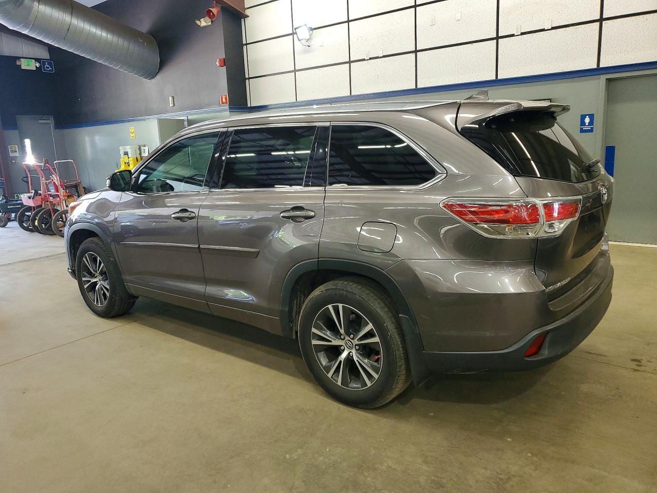 2016 TOYOTA HIGHLANDER — фото 2