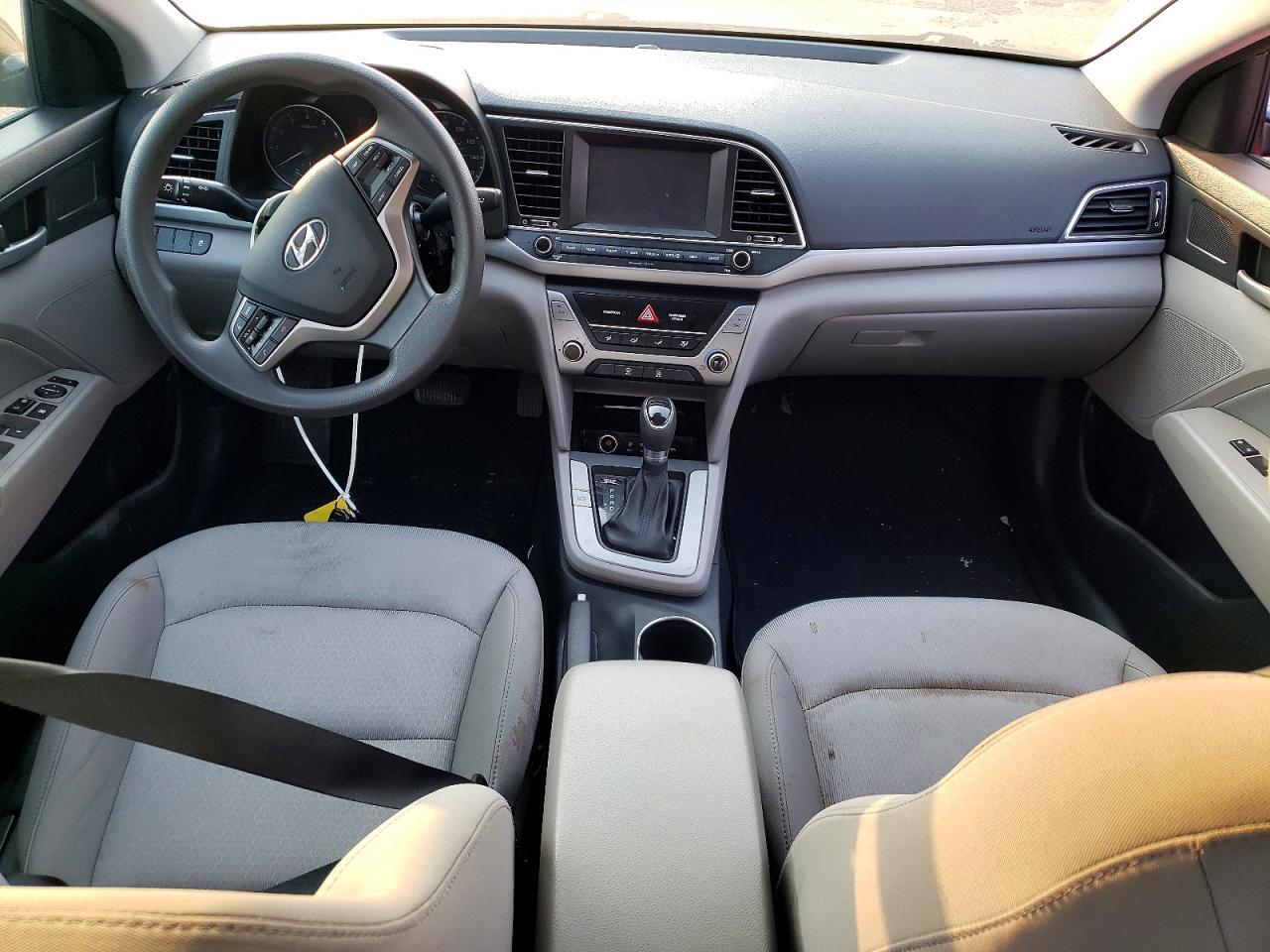 2017 HYUNDAI ELANTRA — фото 8