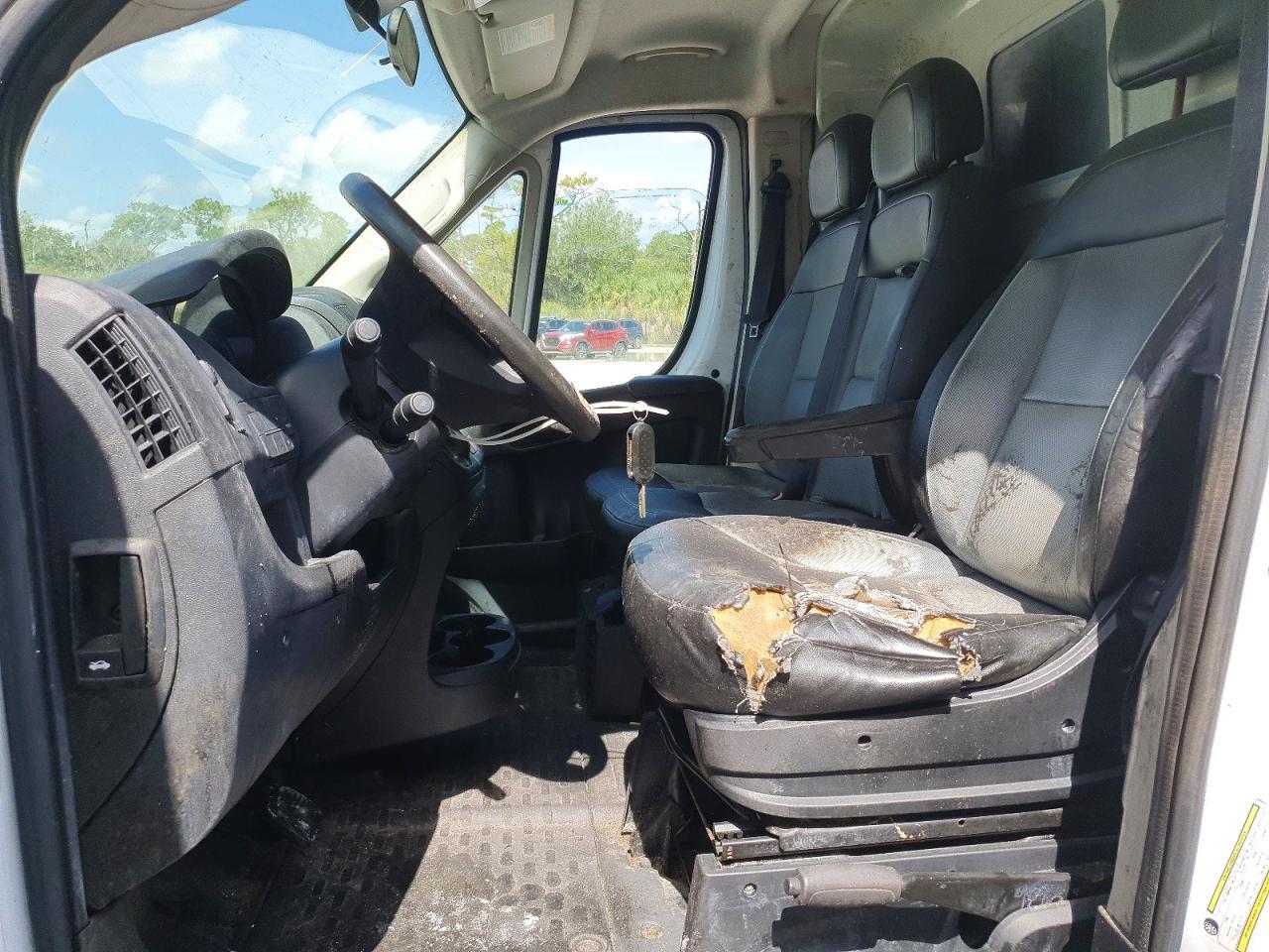 2018 RAM PROMASTER 2500 — фото 7
