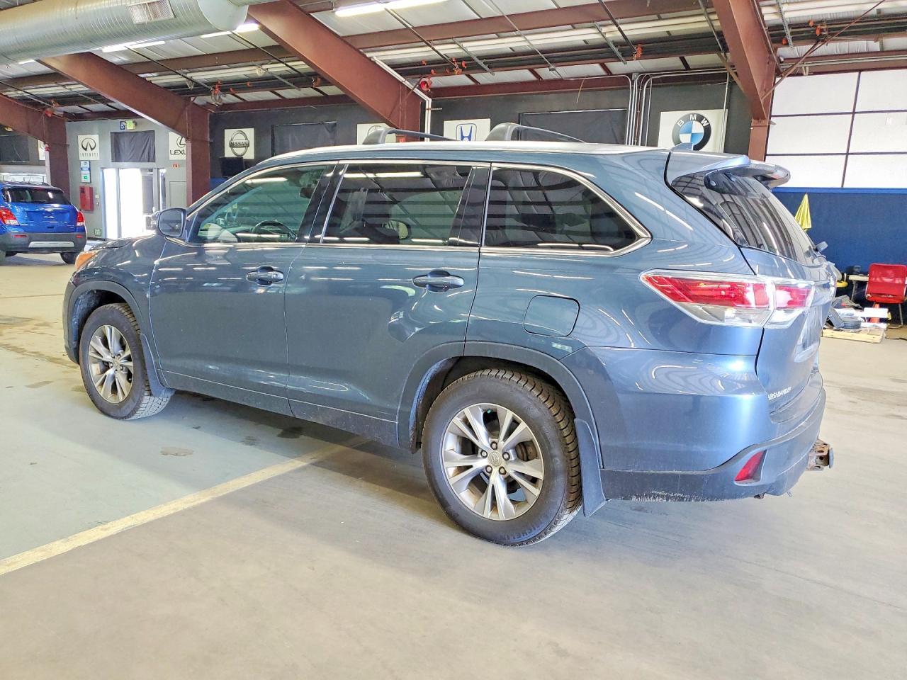 2014 TOYOTA HIGHLANDER — фото 2