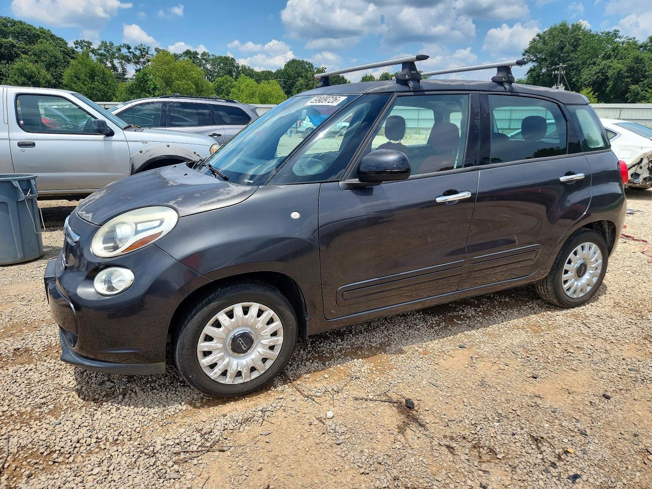 2015 FIAT 500L — фото 1