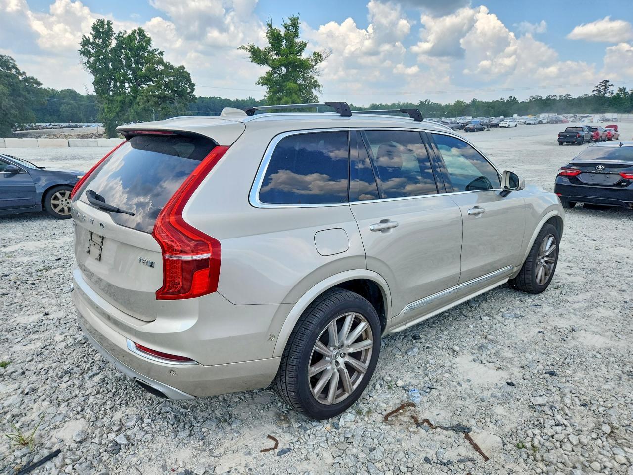 2017 VOLVO XC90 RECHARGE — фото 3