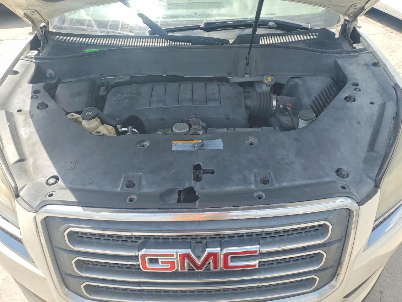 2015 GMC ACADIA — фото 11