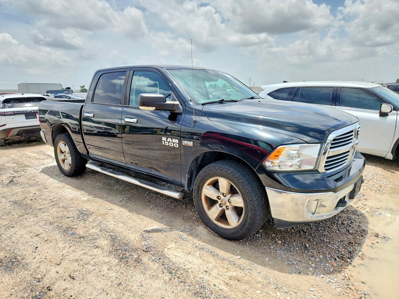 2016 RAM 1500 — фото 4