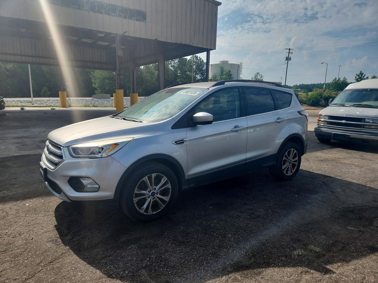 2017 FORD ESCAPE — фото 1