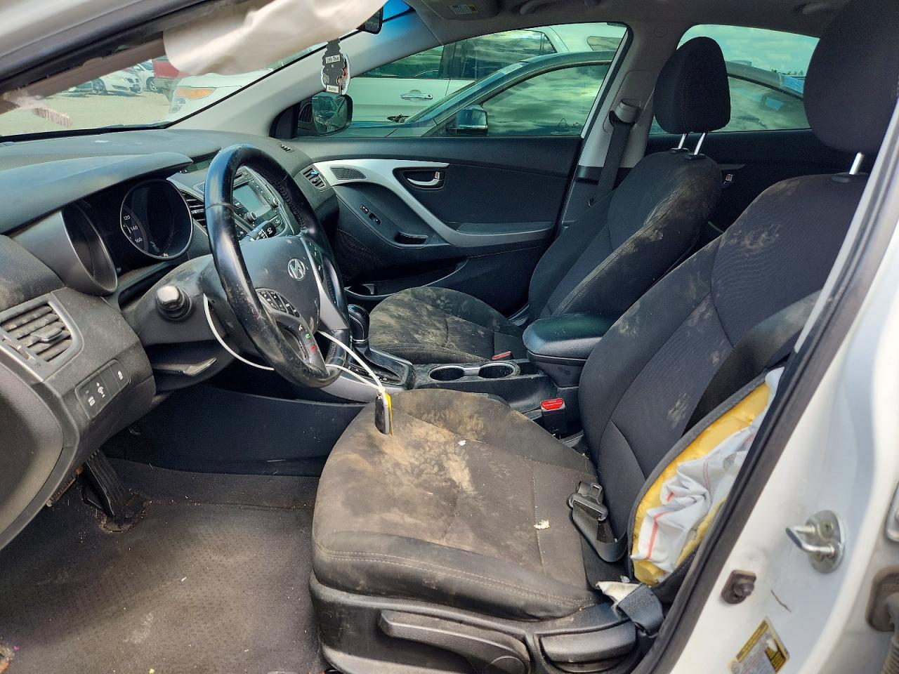 2016 HYUNDAI ELANTRA — фото 7