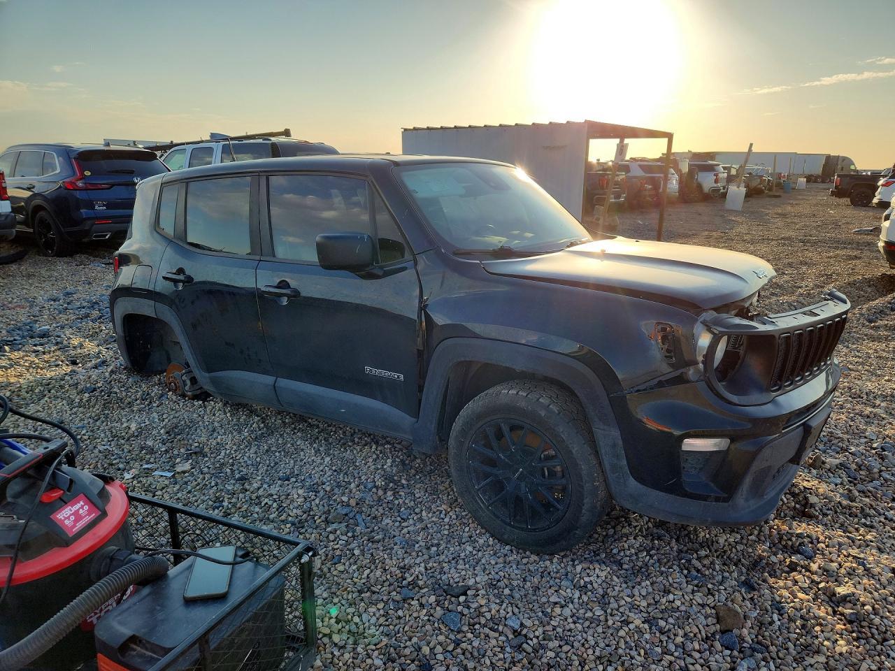 2021 JEEP RENEGADE — фото 4