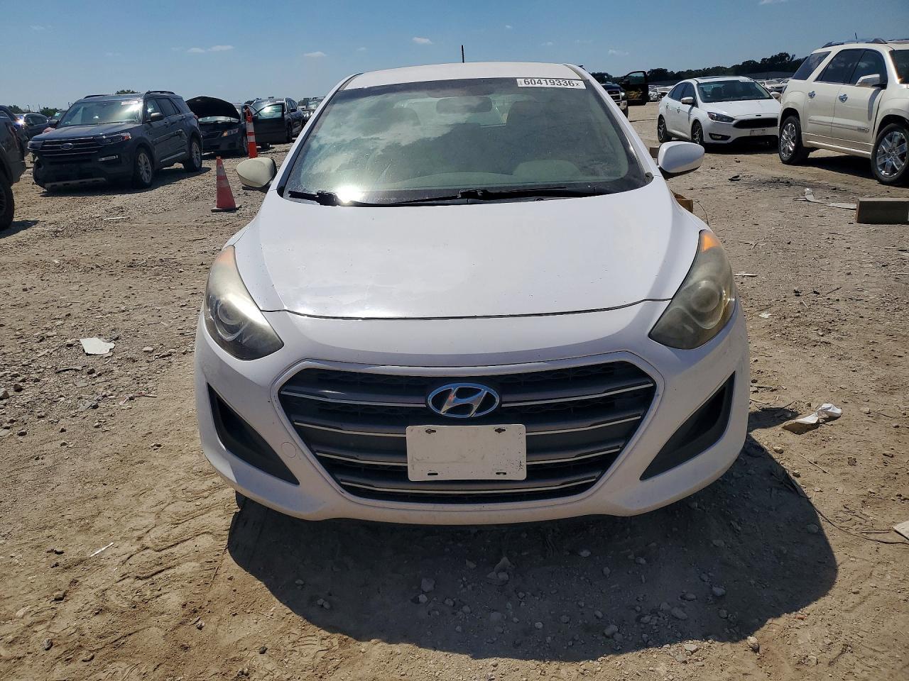 2016 HYUNDAI ELANTRA — фото 5