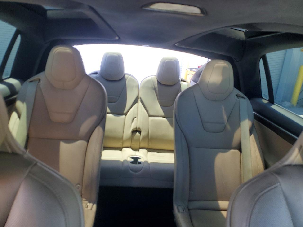 2016 TESLA MODEL X — фото 10