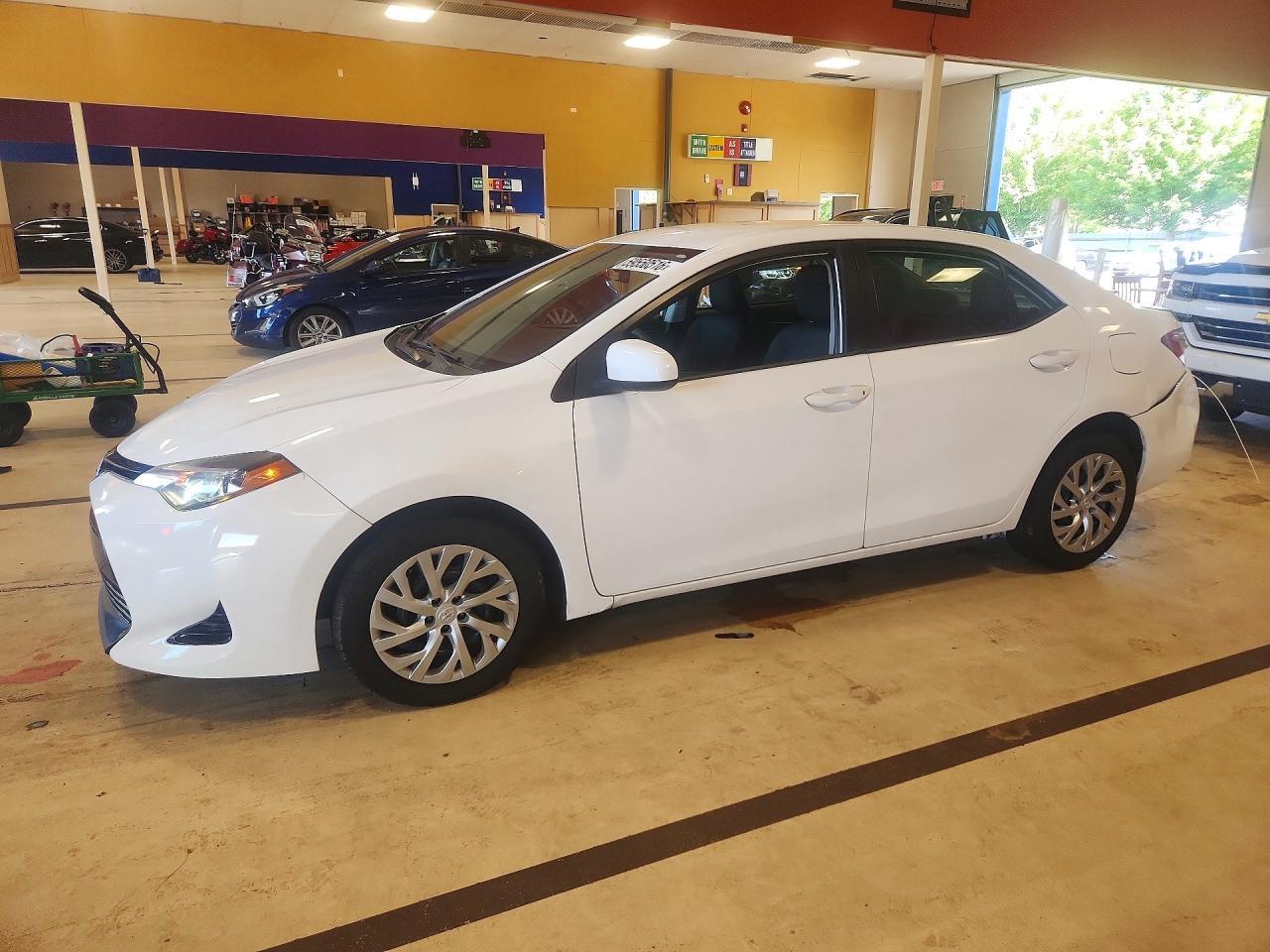 2018 TOYOTA COROLLA — фото 1