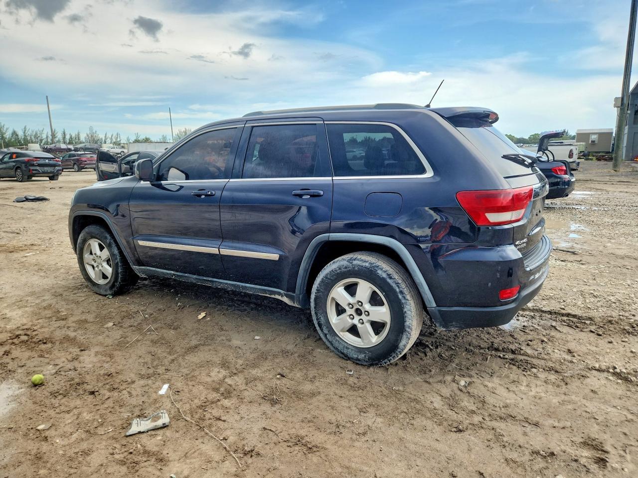 2011 JEEP GRAND CHEROKEE — фото 2
