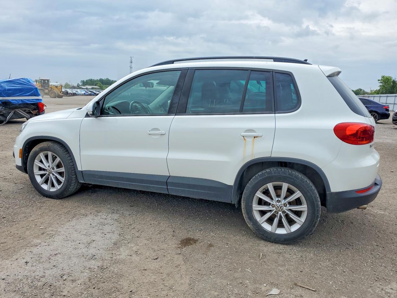 2015 VOLKSWAGEN TIGUAN — фото 2