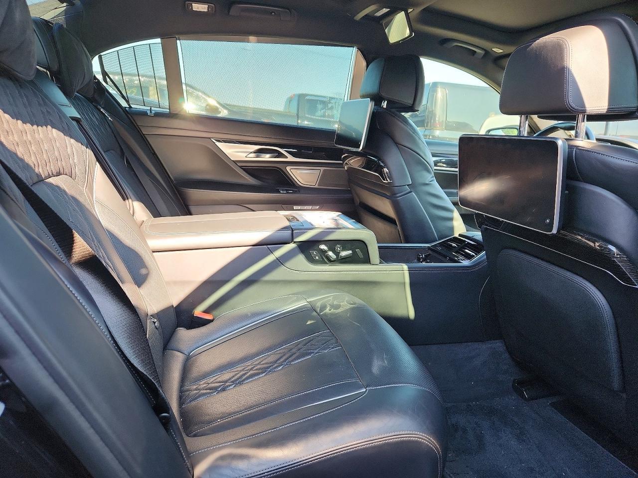 2018 BMW 7 SERIES — фото 10